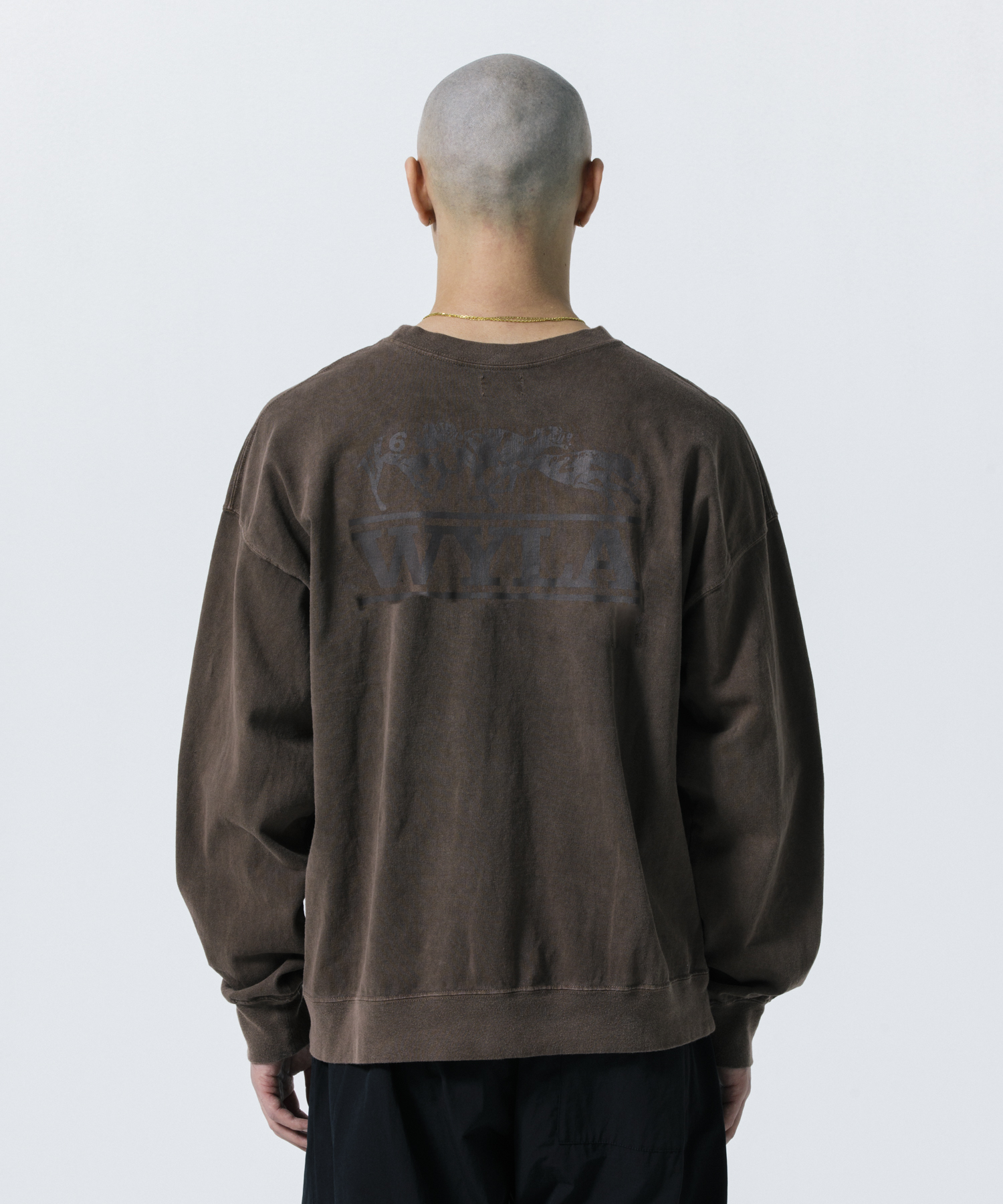 PIG DOG SWEATER モデル着用 14