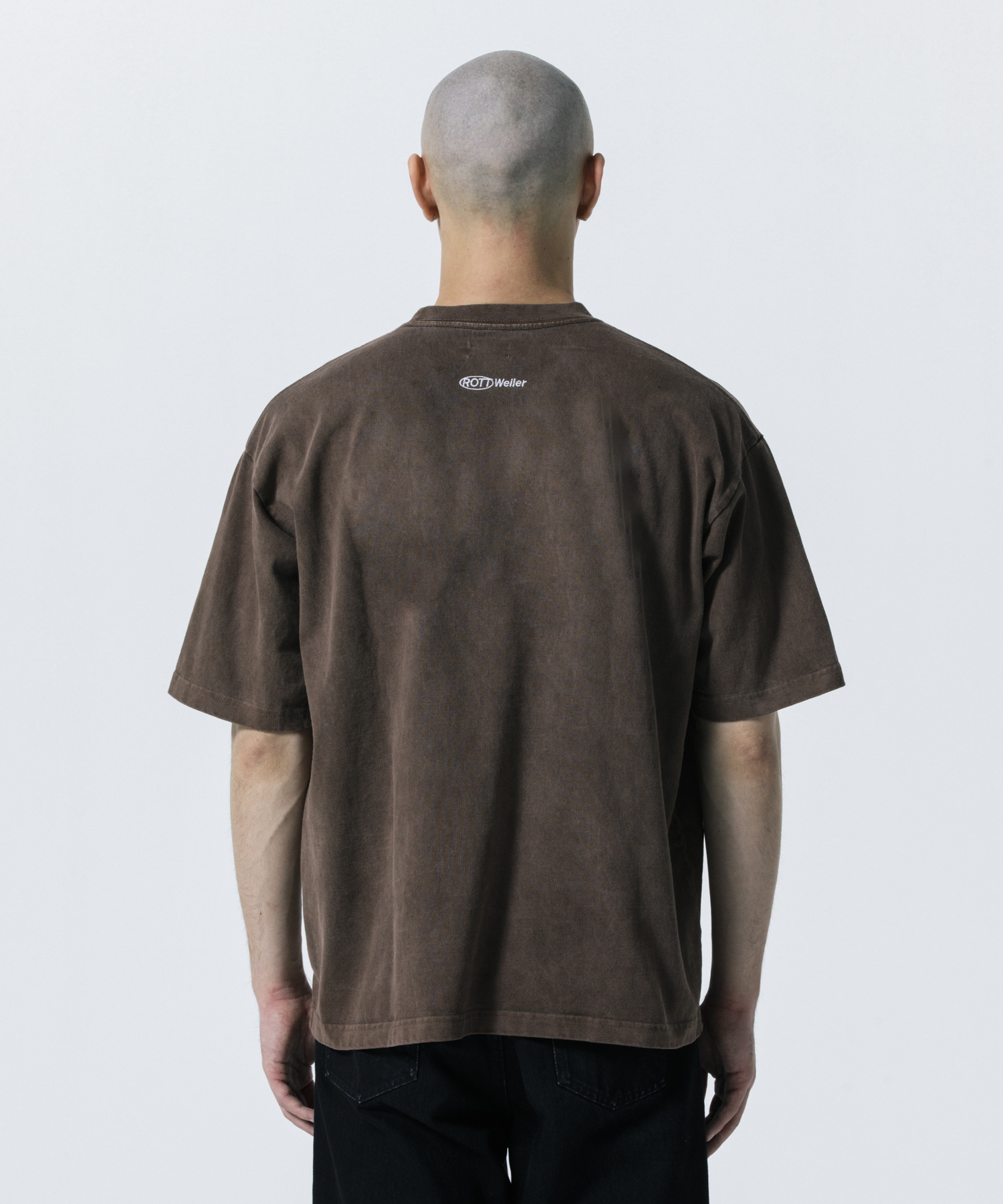 PIG DOG TEE モデル着用 15