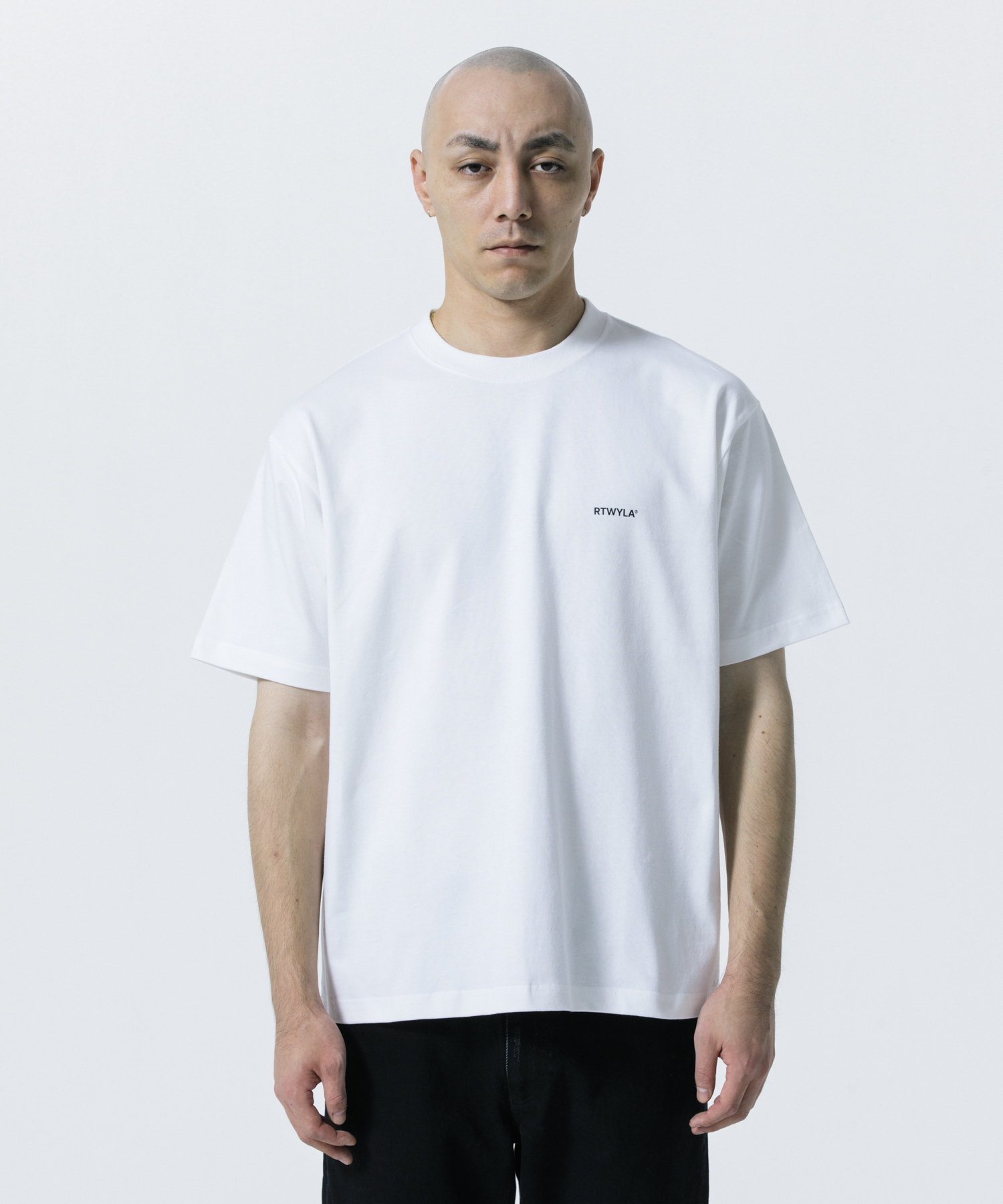 RTWYLA TEE モデル着用 9