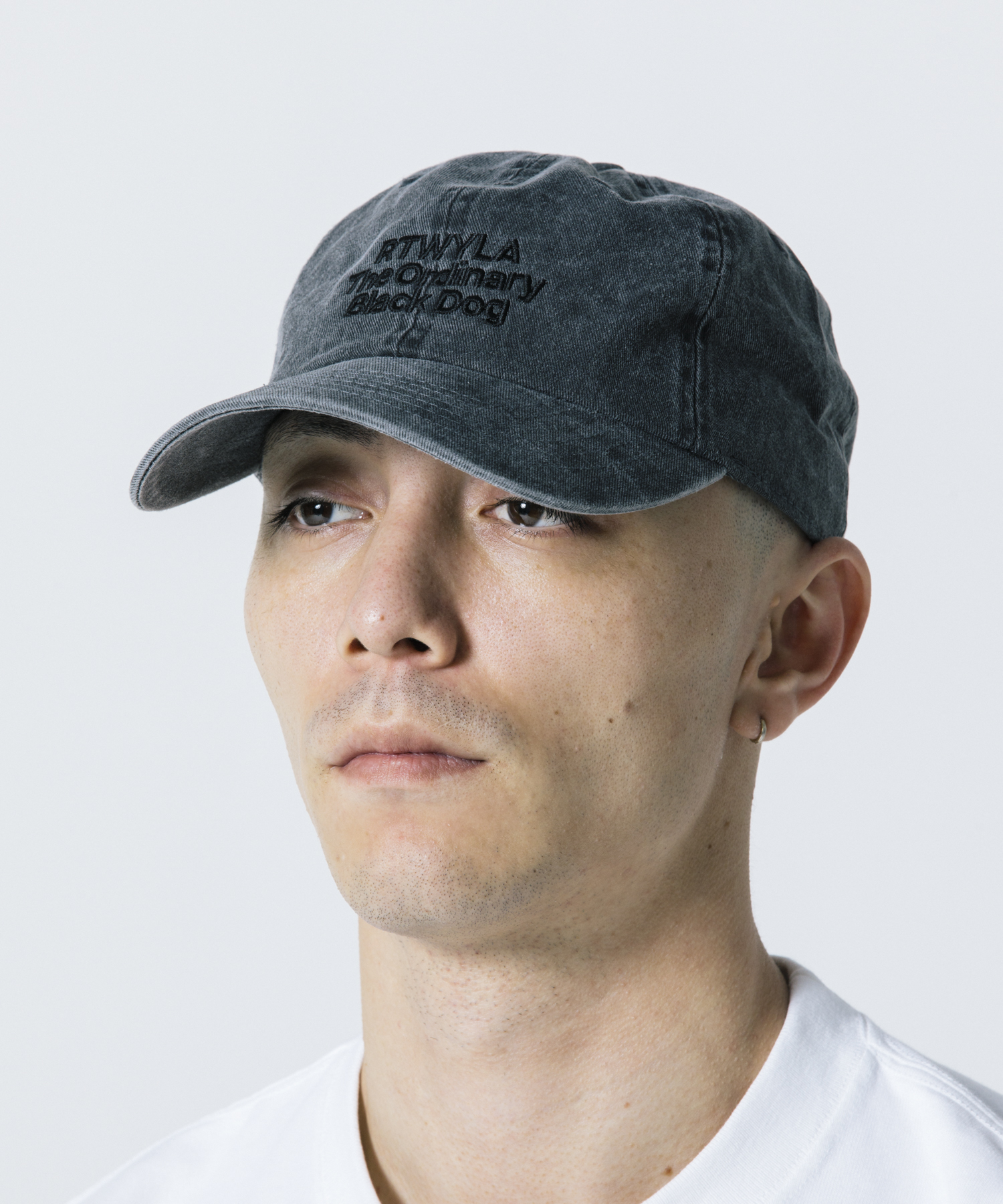PIG RTWYLA CAP モデル着用 5